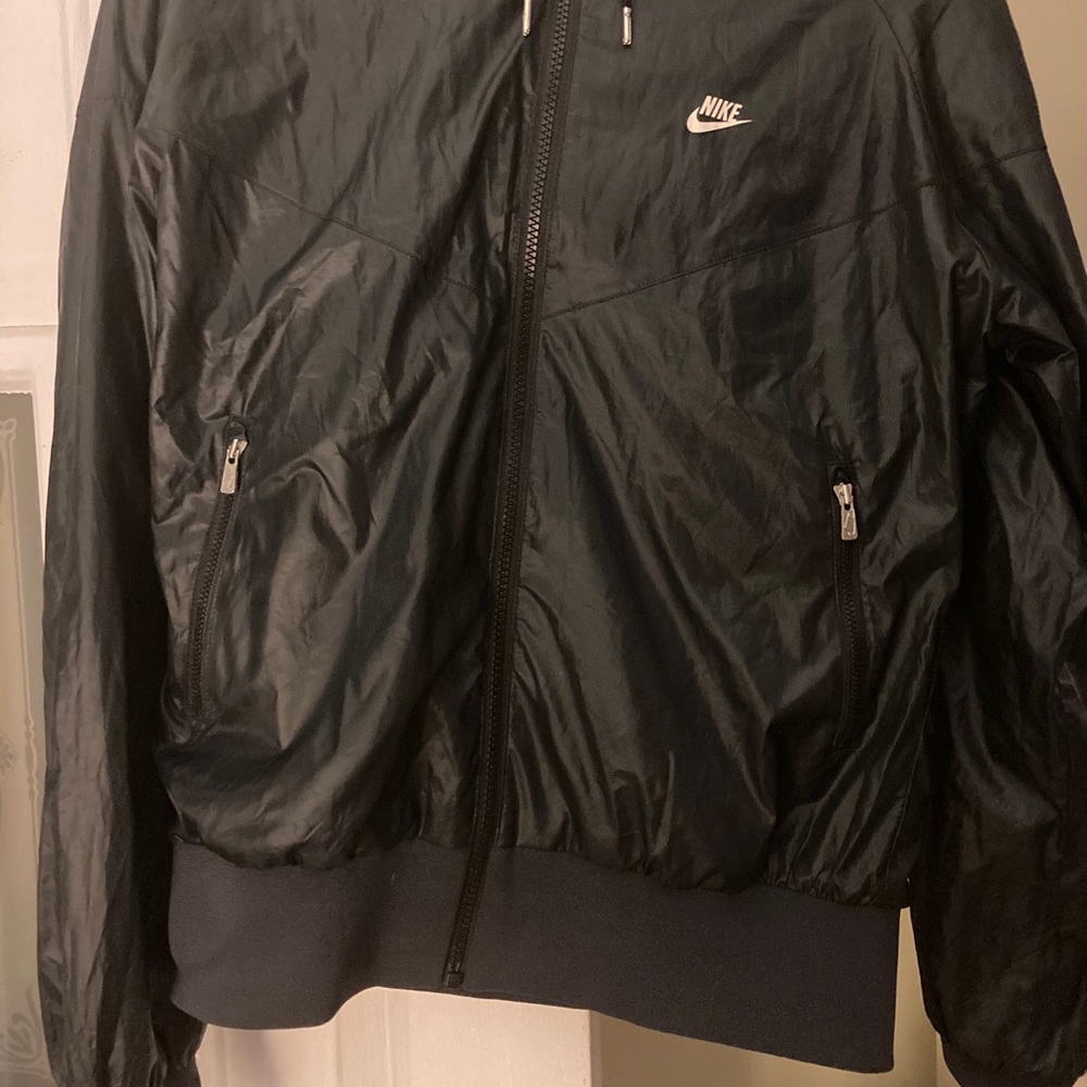 Nike sportswear windrunner jacket